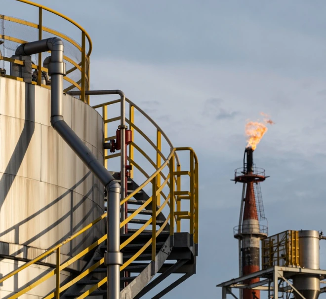 Kontix-home-three-facility-construction-image-webflow-ecommerce-template